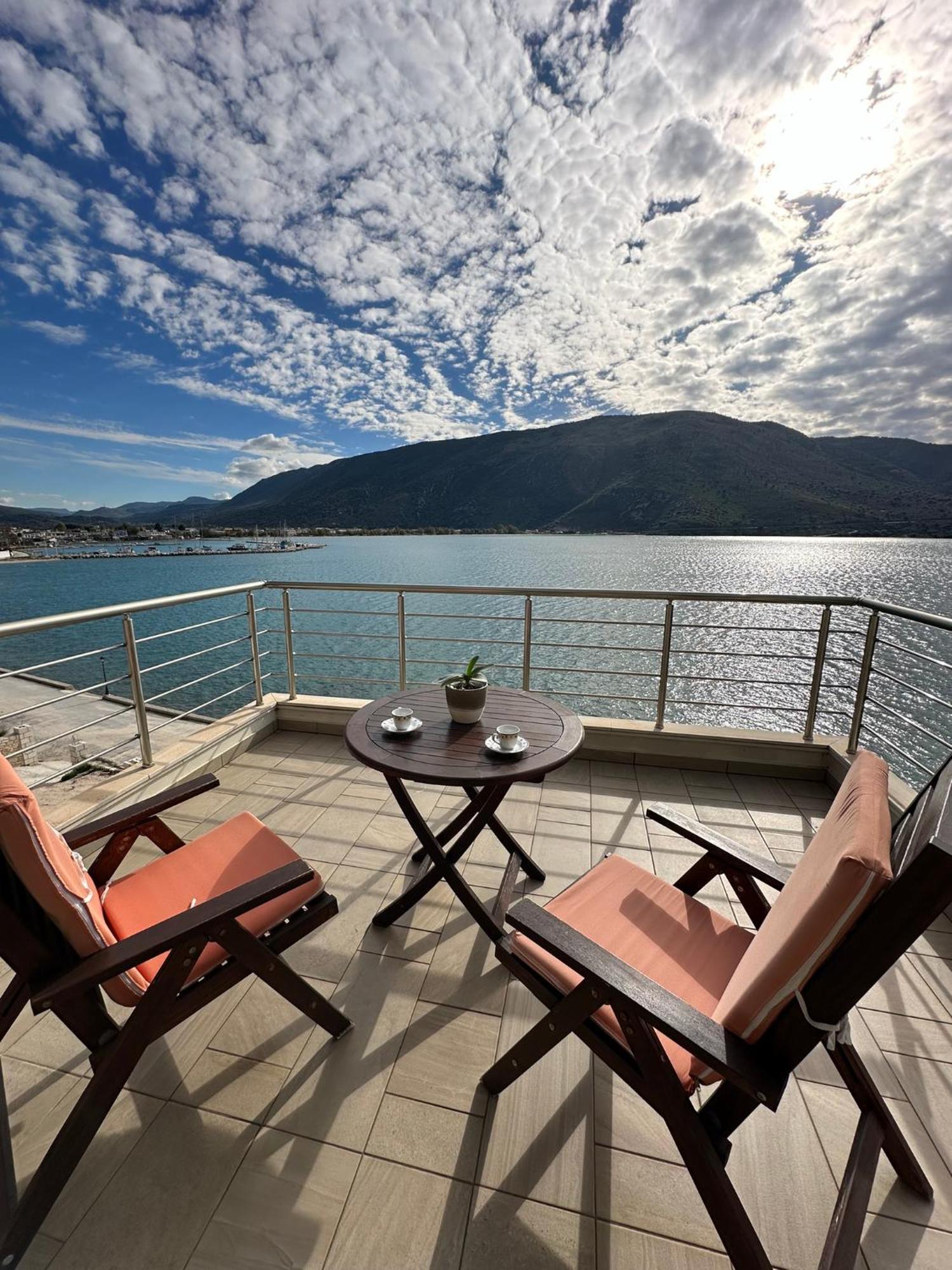 Apartmán Ocean Views Plataria Exteriér fotografie